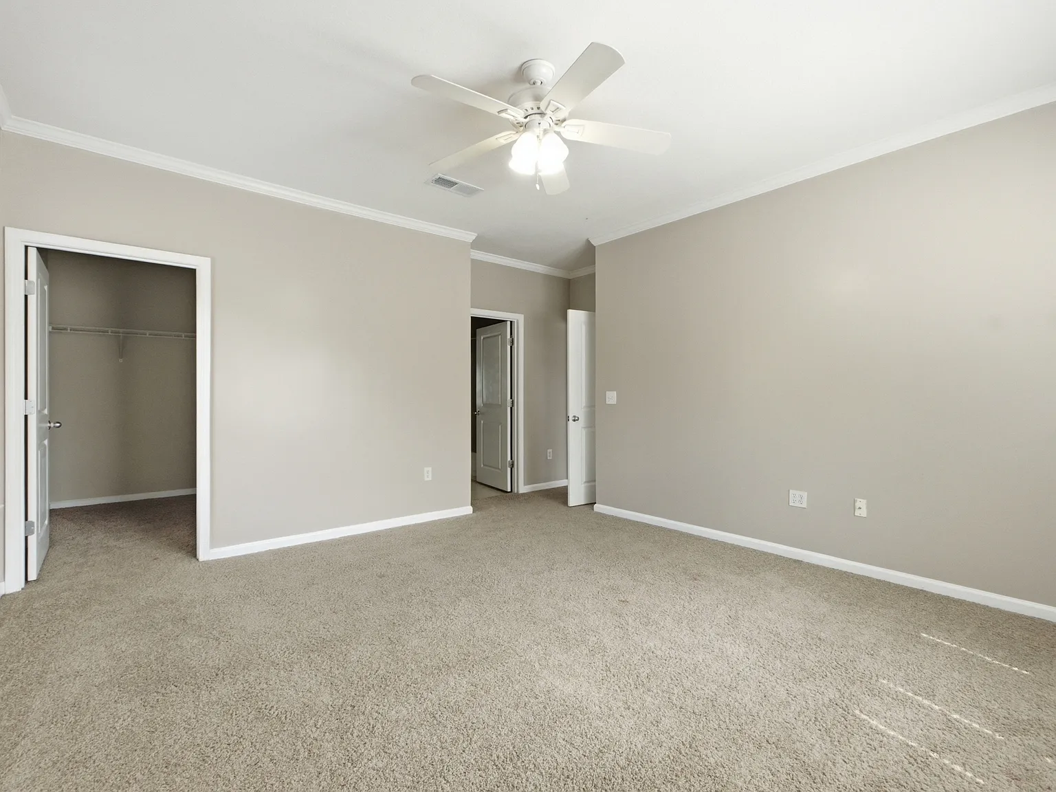 3 bed, 1665 sqft, $1,800 — Photo 4