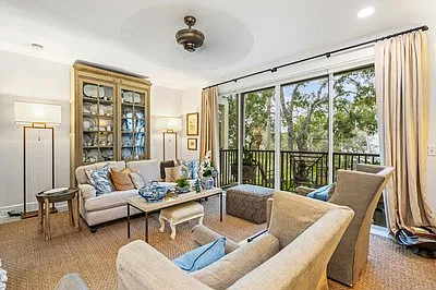 2 bed, 2.5 bath, 1578 sqft, $2,000 — Photo 4