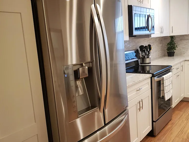 6021 SE Landing Way #2 — Photo 3