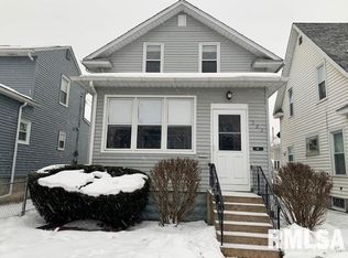 523 6th Ave S, Clinton, IA 52732