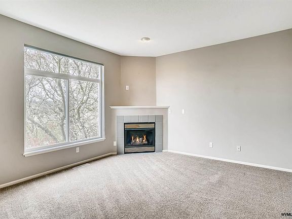 4th image of 2291 Crestview Dr S