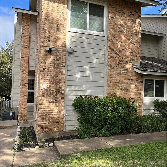 3208 Twinberry Cv #A — Photo 3