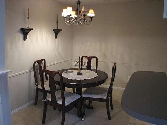 4th image of 2306 Chanay Ln
