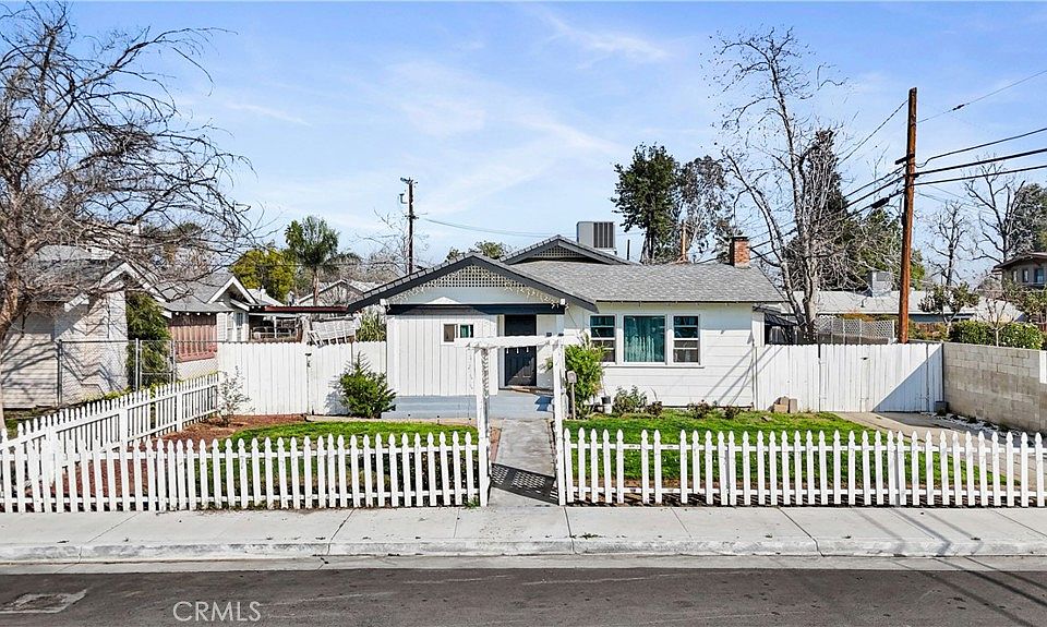 1st image of 1710 2nd St
