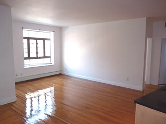 Rented by Realty on the Greene | media 7