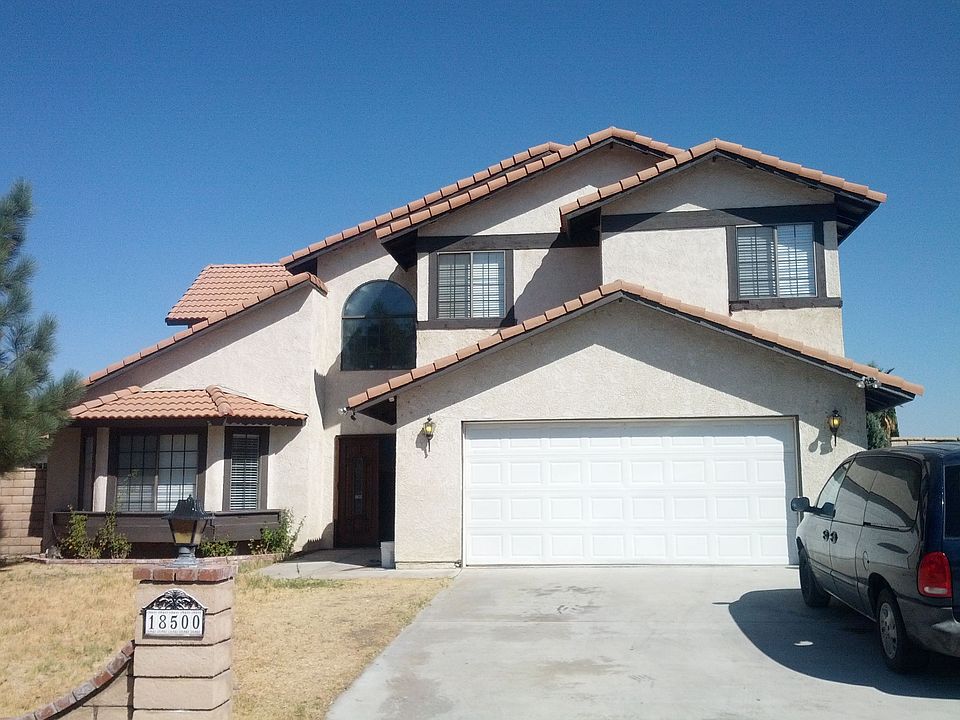 1st image of 18500 Mountain Meadows Dr