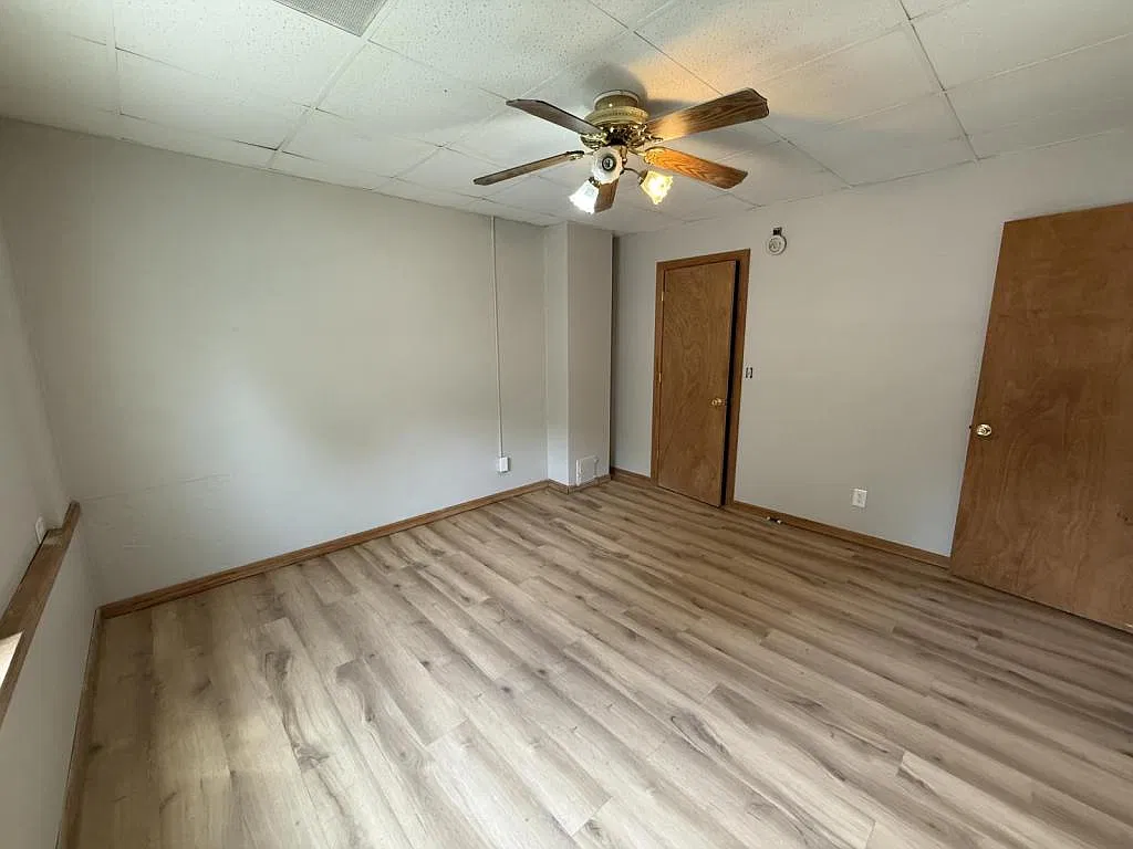 830 Chestnut Ave — Photo 2