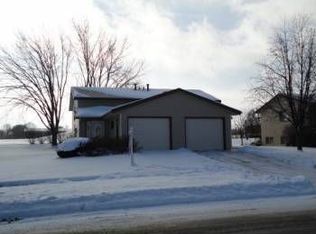 1508 45th St NW, Rochester, MN 55901