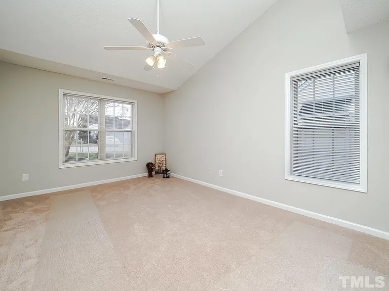 5117 Parkerwood Dr — Photo 17