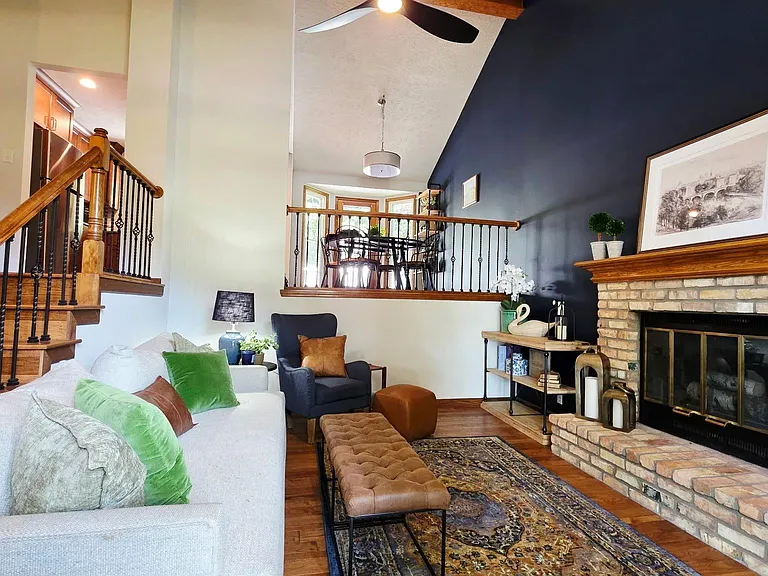 1001 Conestoga Rd — Photo 3