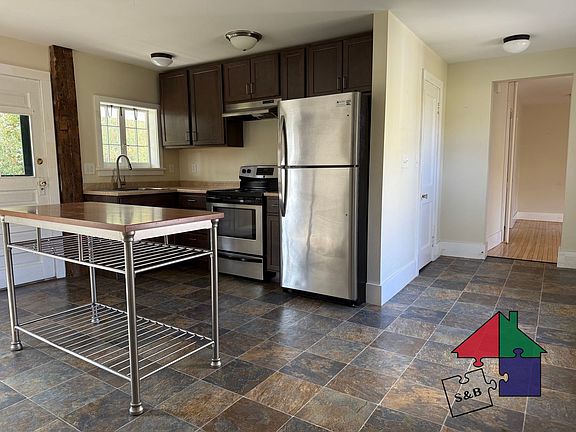 5th image of 123 Hill St #1