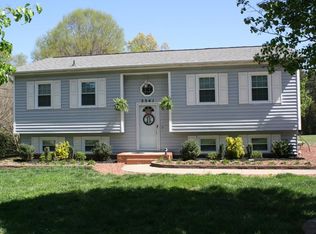 3541 Day Rd, Walkertown, NC 27051