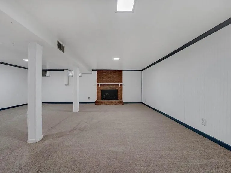 3260 Rasmont Rd — Photo 19