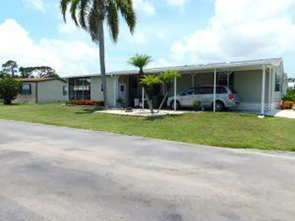 255 Sandy Bottom Place #18, Fort Pierce, FL 34982