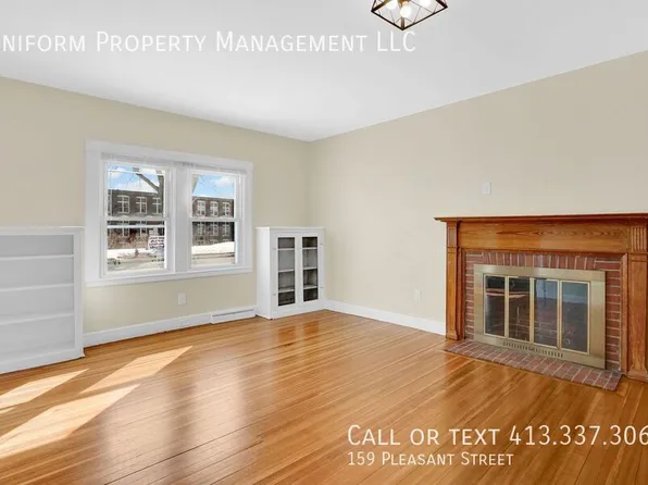 159 Pleasant St, Easthampton, MA 01027