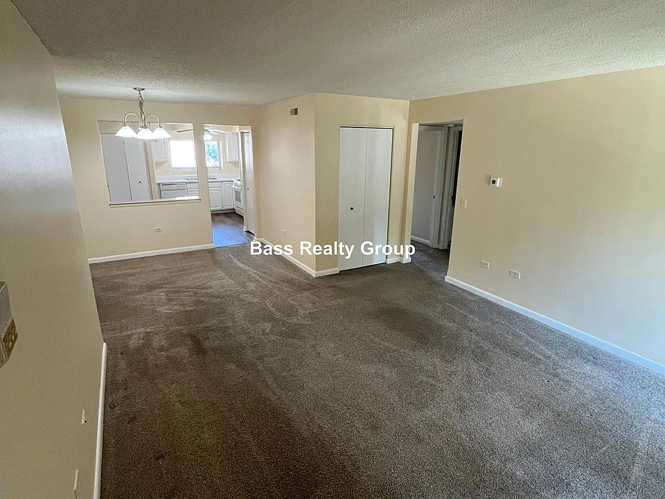 5337 River Rd #201