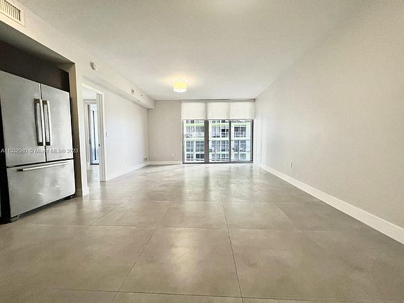 2nd image of 488 NE 18th St Unit 2302