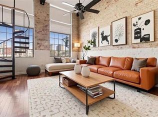 920 Poeyfarre St APT 225, New Orleans, LA 70130