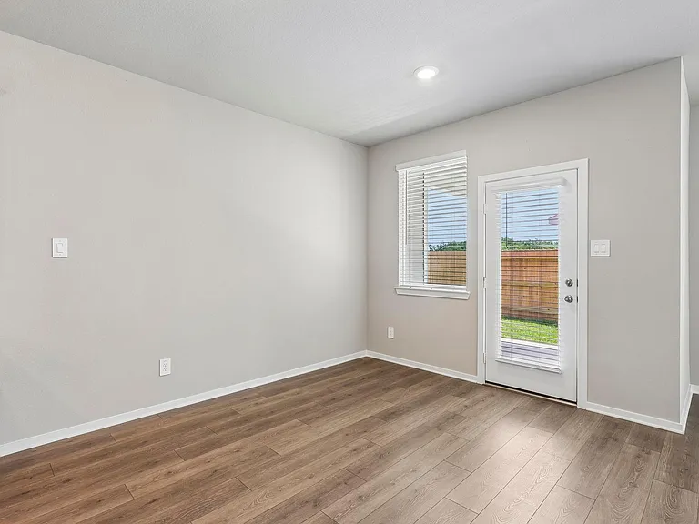 4215 Pine Springs Ct — Photo 21
