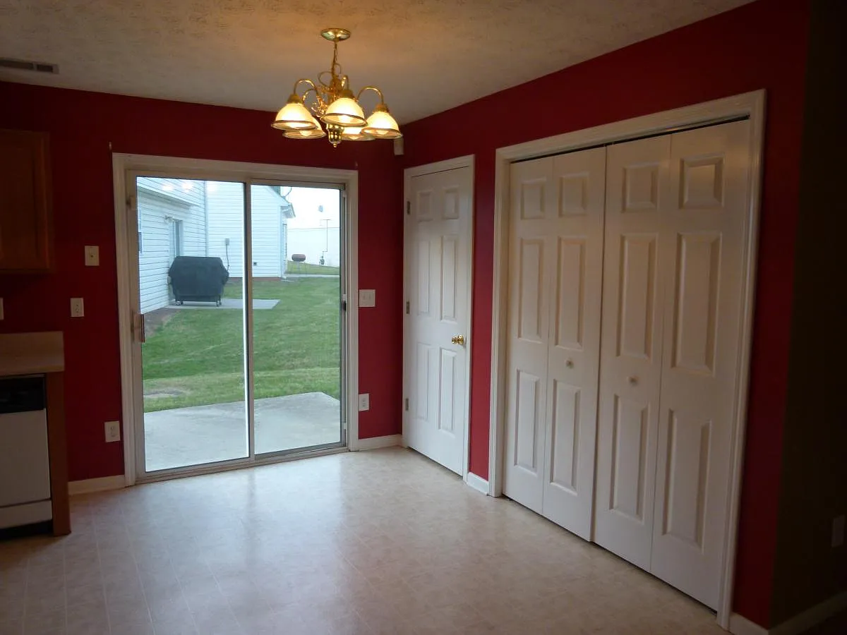 4 bed, 2.5 bath, 1788 sqft, $1,900 — Photo 4