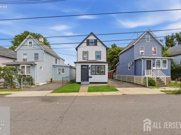 29 Division St, South River, NJ 08882