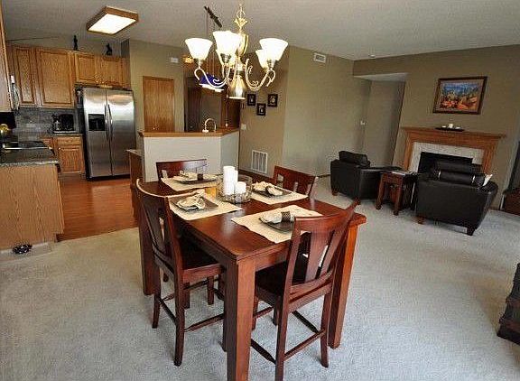 3rd image of 1671 Skywood Ln