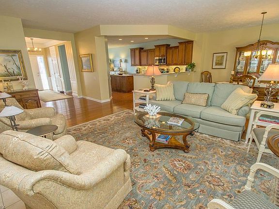 5th image of 38292 Revere Dr