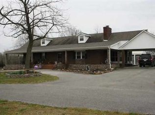 1020 Center Grove Rd, Newark, AR 72562