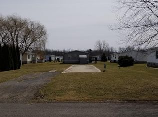 6242 Autumnview Sta #C068, Newfane, NY 14108