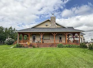 32214 E Range Road 22, Mountain View County, AB T4H 4G4