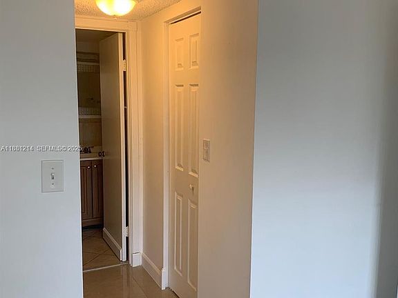 3rd image of 2025 NE 164th St