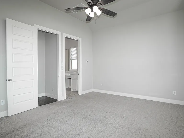 2251 Brookside Dr — Photo 24