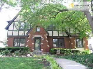 620 Romany Rd, Kansas City, MO 64113