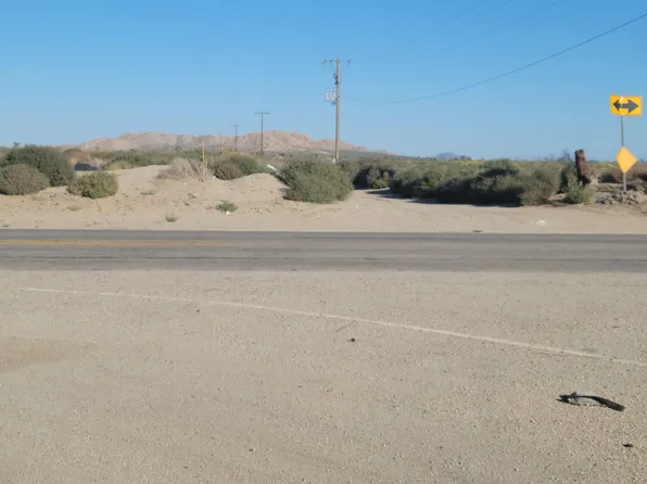 110 Ste Vic Ave #P, Palmdale, CA 93591