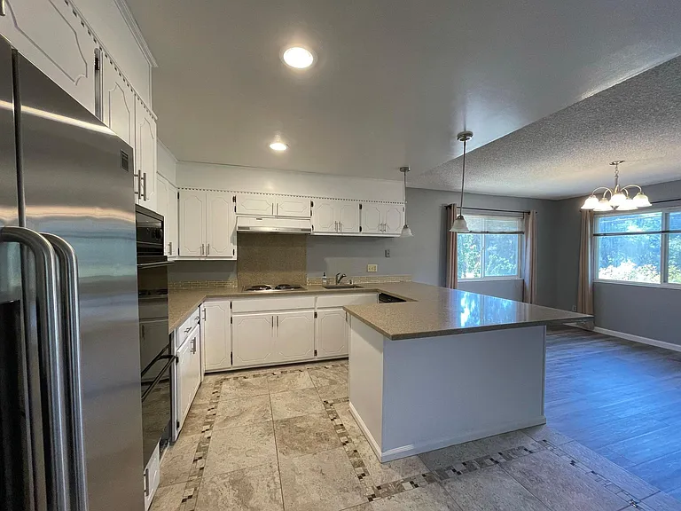 10381 Alpine Dr #A — Photo 1