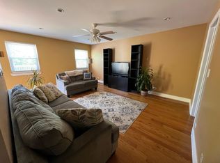 6373 Winstead Ct, Lisle, IL 60532