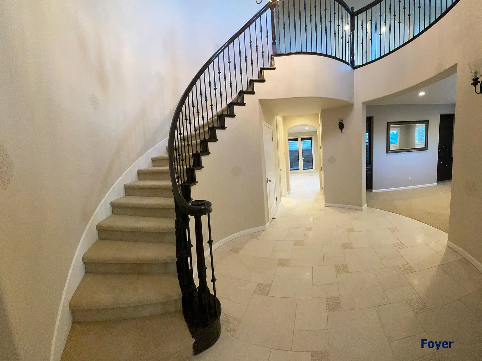 3233 Spicewood Ln — Photo 4