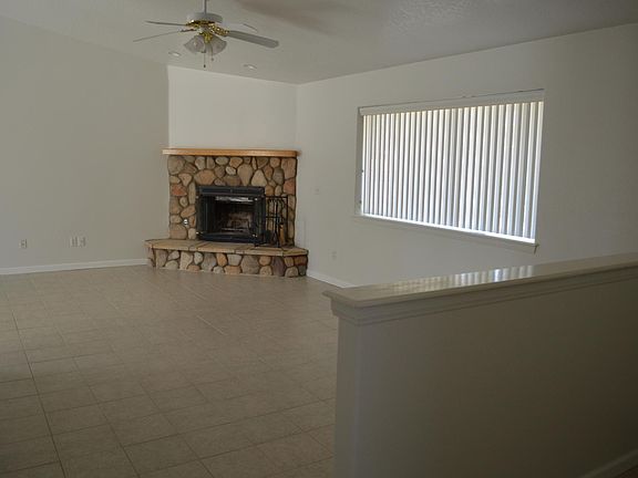 2nd image of 7711 Victor Ave