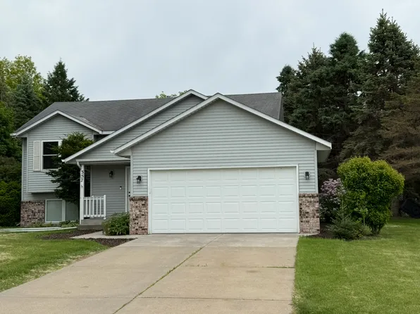 357 Jesse James Ln, Saint Paul, MN 55115