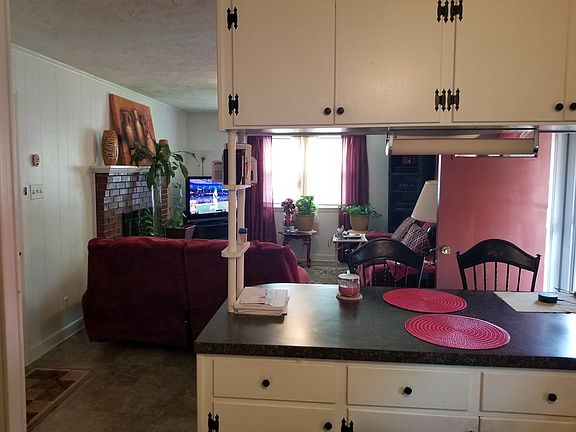 5th image of 1525 Buffaloe St