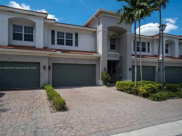 43 Lancaster Rd, Boynton Beach, FL 33426