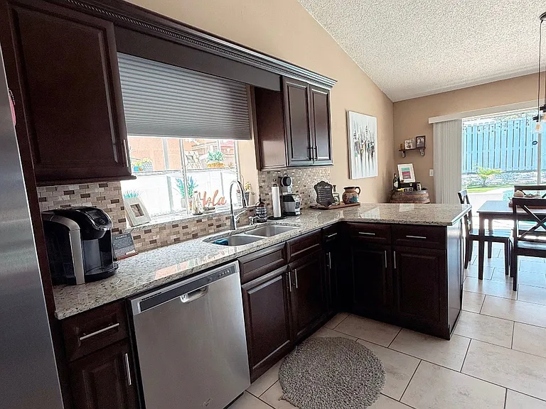 3415 Windy Wood Dr — Photo 21