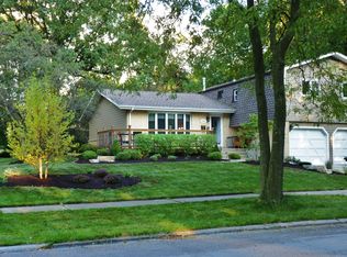 17003 Gaynelle Rd, Tinley Park, IL 60477