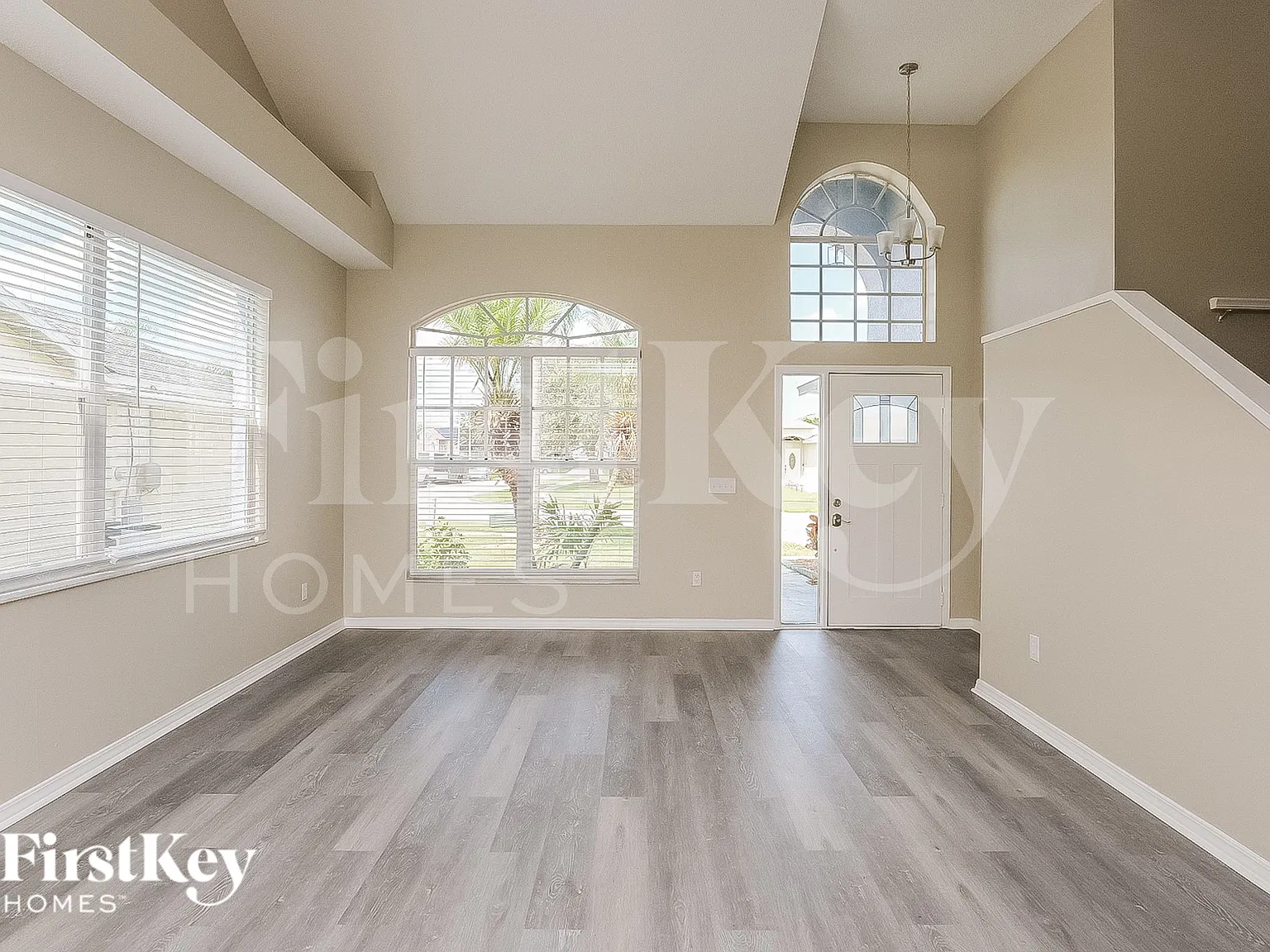 4 bed, 2.5 bath, 2085 sqft, $2,775 — Photo 2