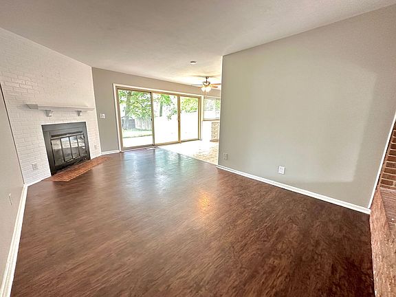 4th image of 130 Timberwood Ln