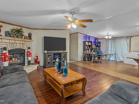 5th image of 116 Longhorn Dr