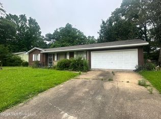 2210 Napoleon Ave, Pearl, MS 39208