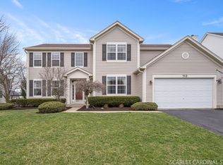 712 Keene Ave, Oswego, IL 60543