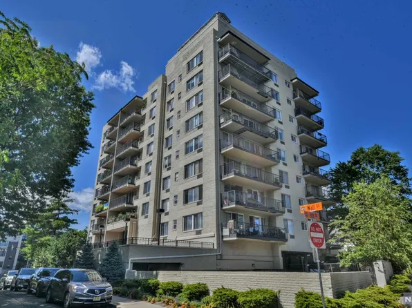 1 Wall St APT 6E, Fort Lee, NJ 07024