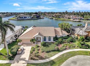 1726 Hummingbird Ct, Marco Island, FL 34145